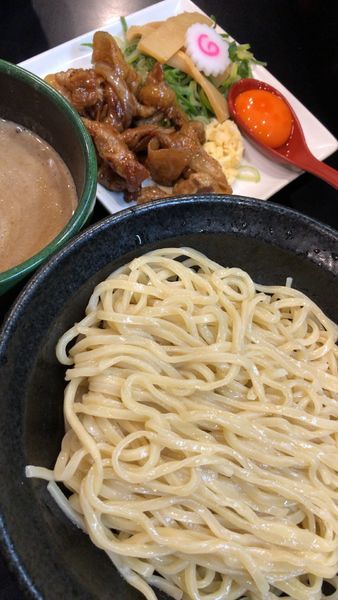 「肉玉つけ麺」@肉玉そば おとど 新小岩店の写真