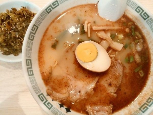 「桂花ラーメン＋高菜」@桂花ラーメン 新宿西口店の写真