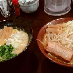 濃厚鶏だしらーめん