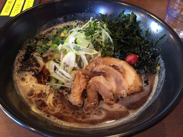 「平九郎黒（780円）バリカタ」@平九郎R 草加店の写真