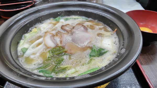 「豚骨醤油ラーメン 820円」@せんじゅ 麺処 猪太の写真