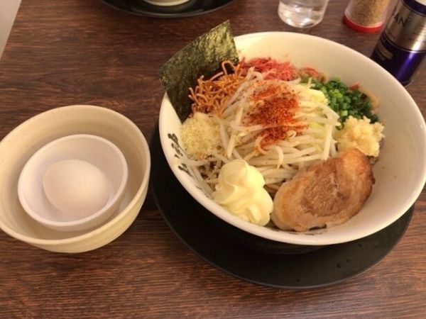 「肉まぜそば」@博多長浜らーめん 楓神の写真