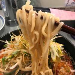 濃厚鶏白湯灼熱の担々麺上級編