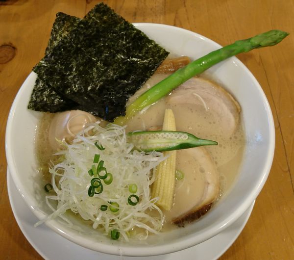 「特製豚白湯」@ろく月の写真