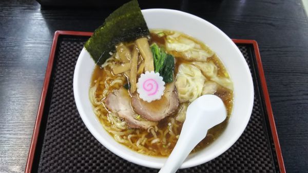 「ワンタン麺」@手打中華もめんの写真