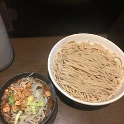 どてつけめん¥750(あぶらマシマシ)爆盛り¥100(800g)