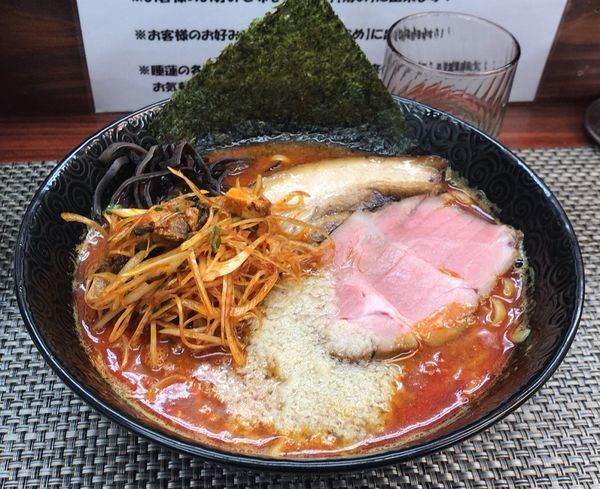 「睡蓮式濃厚豚骨(限定･辛味噌)＋ごはん(800円＋100円)」@麺や 睡蓮の写真