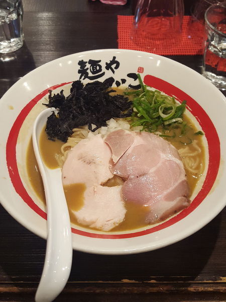 「濃厚あん肝そば」@麺や でこの写真