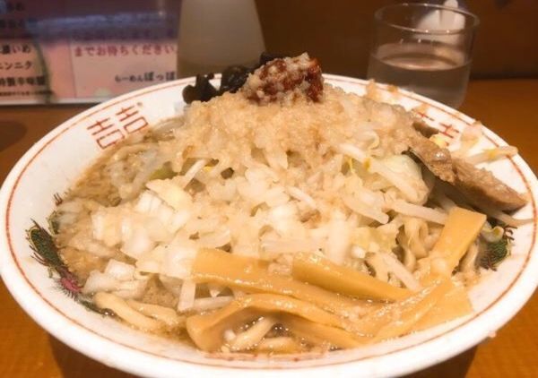 「海の塩らーめん／¥800」@らーめん ぽっぽっ屋 水道橋店の写真