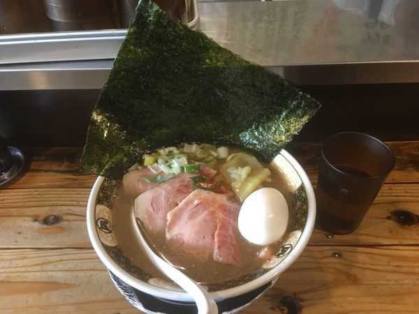 「すごい煮干ラーメン（特製）1200円」@すごい煮干ラーメン凪 新宿ゴールデン街店 本館の写真
