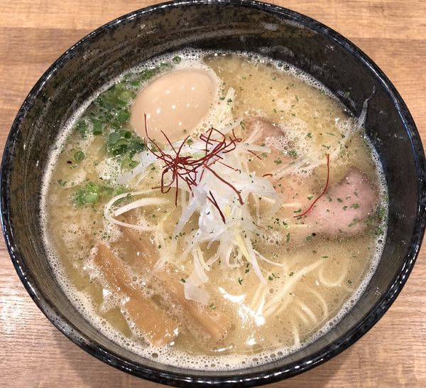「味玉鶏白湯らーめん（￥850）」@自家製麺 らーめん工房 縁の写真
