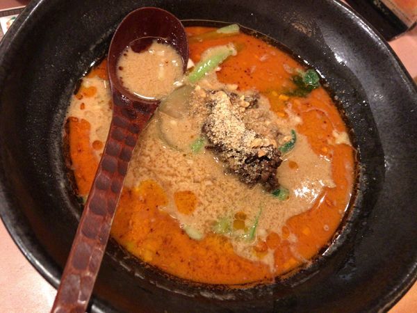 「赤担々麺」@四川担々麺荘 彩たまやの写真