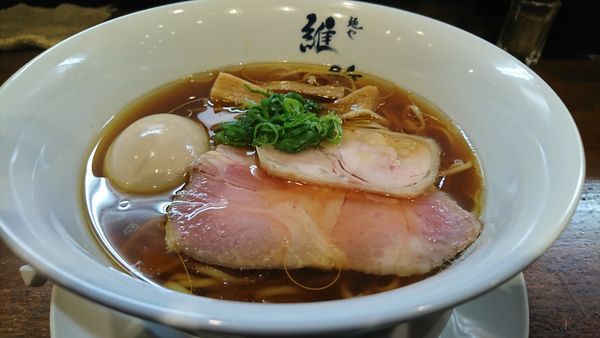 「味玉醤油らぁ麺」@麺や維新の写真