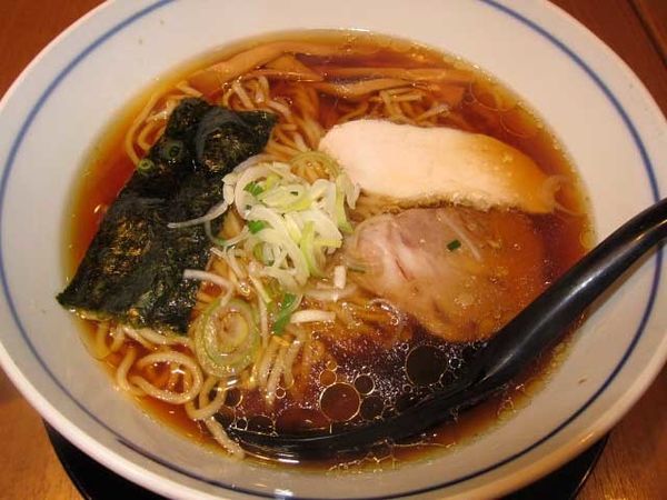 「純鶏らーめん醤油　580円」@麺処直久 新橋店の写真