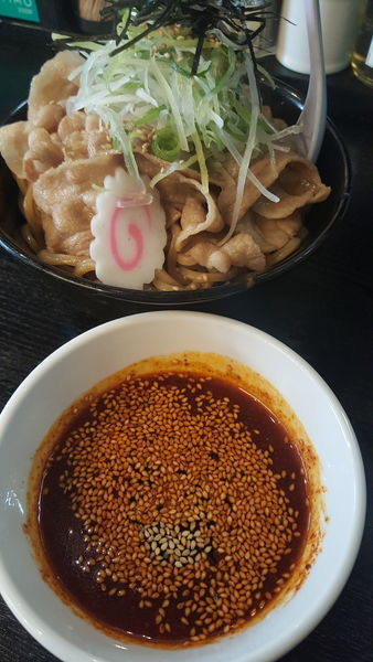 「とん辛つけめん大盛」@山形 飛魚 亞呉屋 仙台店の写真