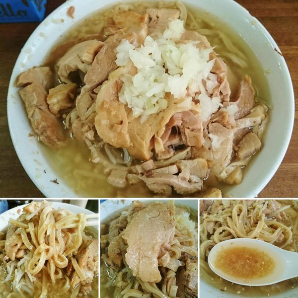 「豚入りラーメン  900円」@ラーメン麺徳 東上野店の写真