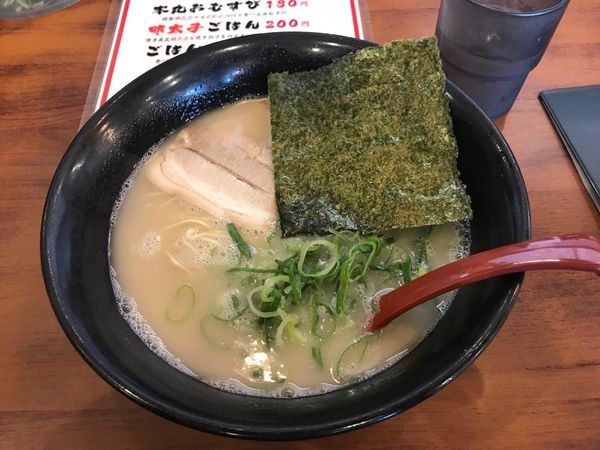 「とんこつラーメン」@博多ラーメン 本丸亭 刈谷店の写真
