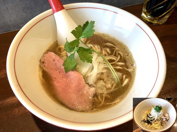 「煮干そば白醤油（750円）＋カルピスバターの替玉（300円）」@中華蕎麦 志の写真