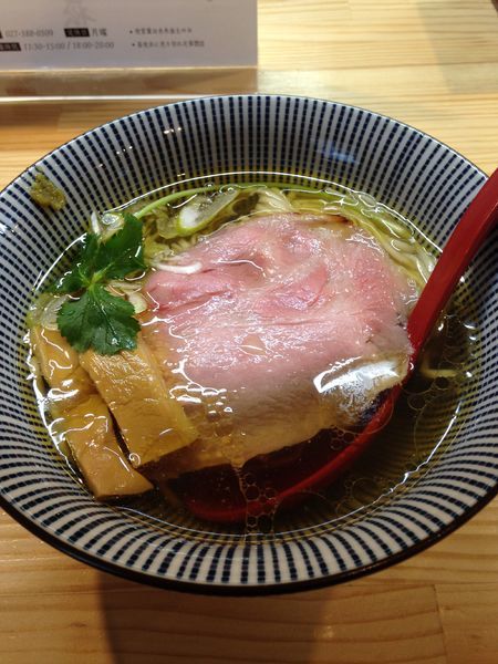 「(竹)中華そば 白醤油」@自家製麺 くろ松の写真