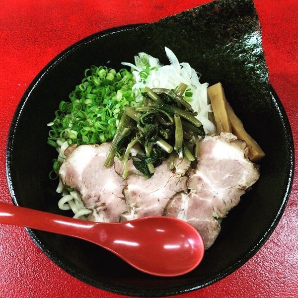 「辛味噌油そば」@エマ劇場の写真