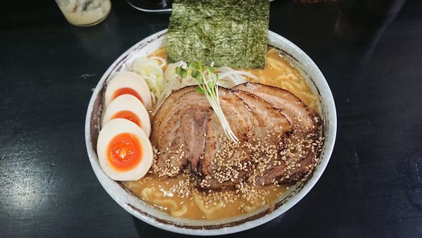 「濃厚ちゃあしゅう （大盛） 1030円 + 味玉 50円」@麺屋ひじりの写真