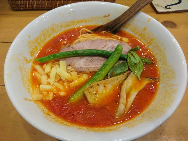 「【気まぐれ限定】arohaなトマトSOBA 880円  他」@麺屋 Hulu-luの写真