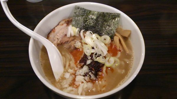 「濃厚辛らーめん」@麺屋 繁の写真