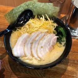 チャーシュー中盛り 海苔 辛ネギ