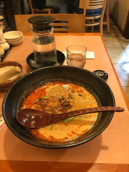 「赤担々麺」@四川担々麺荘 彩たまやの写真