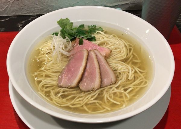 「鴨だし塩らーめん+イベリコ丼(780円+300円)」@鴨だしらーめん 鴨福の写真