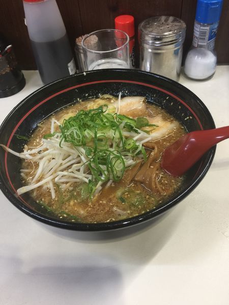 「ニンニクラーメン」@支那そば 味平の写真