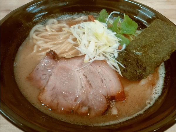 「豚骨鶏魚介らぁめん」@麺処 有彩の写真