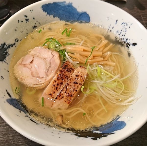 「鶏そば750　替え玉100」@鶏そば 雫一 大袋店の写真