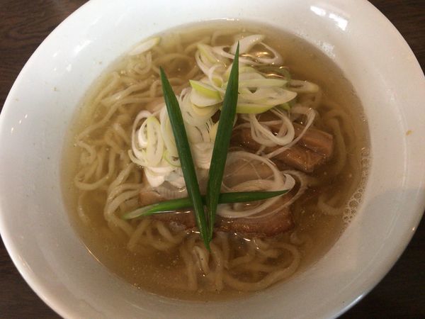 「手打ちらあめん 塩」@手打ち麺 やす田の写真