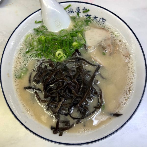 「ラーメン (490円) キクラゲ (50円)」@長浜屋台 一心亭 本店の写真
