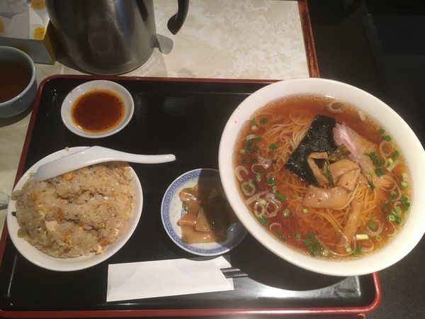 「まんぷくセット950円」@上海ピーマンの写真