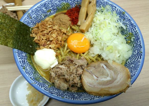 「狼煙まぜそば（カレーに変更）　850＋50円」@狼煙 大宮店の写真