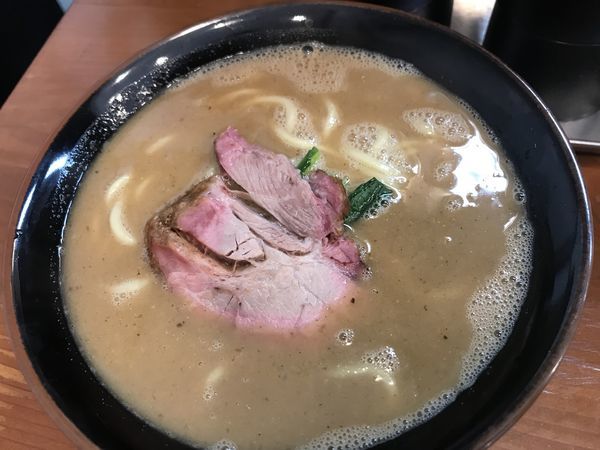 「濃厚魚介ラーメン」@公園前の写真