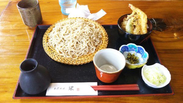「もりそば200 g、つけ汁（小）、小天丼」@手打そば 簗の写真