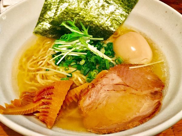 「☆鶏塩ラーメンに味玉☆」@BAR BANCHOの写真