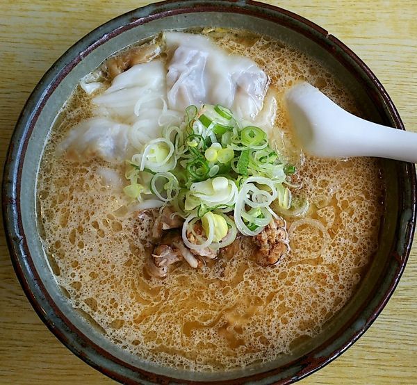 「味噌ワンタン麺(大盛り)」@らーめん 大雅の写真