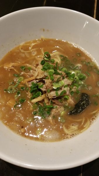 「掛け豚そば」@俺の空 新宿店の写真