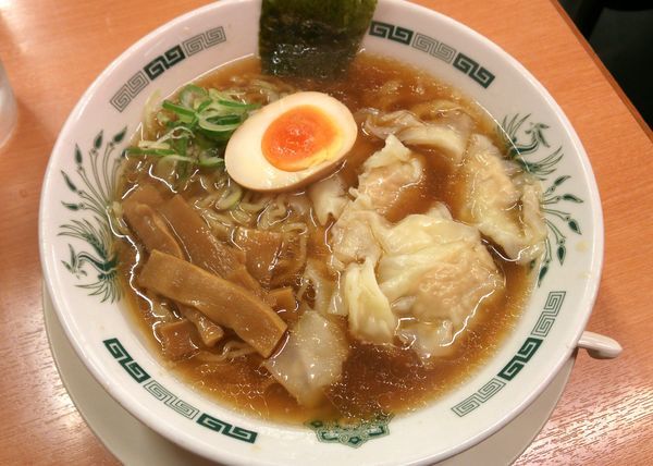 「【期間限定】ワンタン麺　590円」@日高屋 北小金店の写真