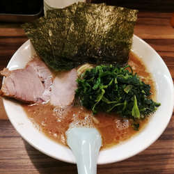 ラーメン並盛＋ほうれん草