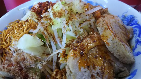 「担々まぜそば」@ジャンクガレッジ 坂戸塚越店の写真