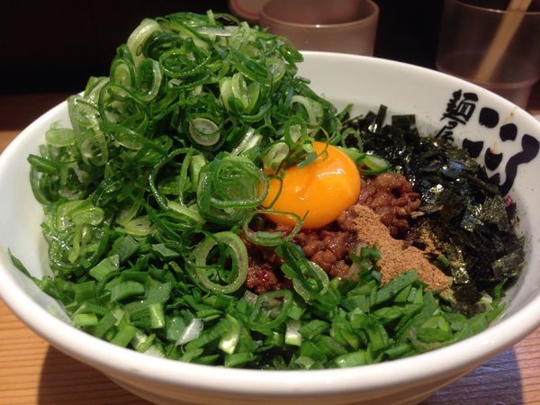 「九条ネギ増し台湾混ぜそば」@麺屋こころ 梅ヶ丘店の写真