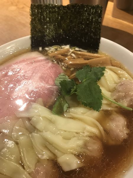 「ワンタン麺 醤油 850円」@中華そば 二階堂の写真