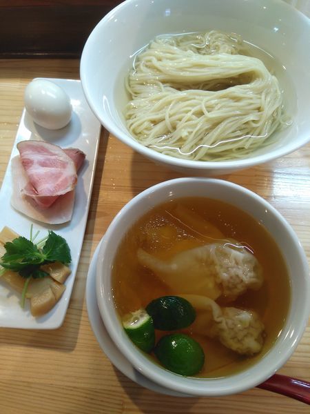 「特級白醤油つけ麺」@自家製麺 くろ松の写真