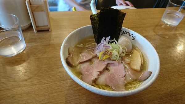 「特塩ラーメン」@ラーメンやんぐの写真