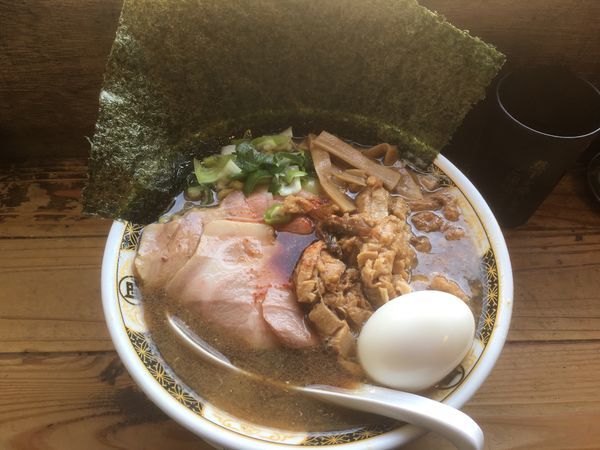 「特製スーパーゴールデンポーク1600円」@すごい煮干ラーメン凪 新宿ゴールデン街店 本館の写真